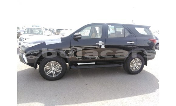 Buy Import Toyota Fortuner Black Car in Import - Dubai in Central Buy Import Toyota Fortuner Black Car in Import - Dubai in Central
