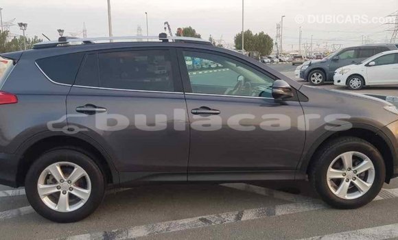 Buy Import Toyota Highlander Grey Car in Import - Dubai in Central Buy Import Toyota Highlander Grey Car in Import - Dubai in Central