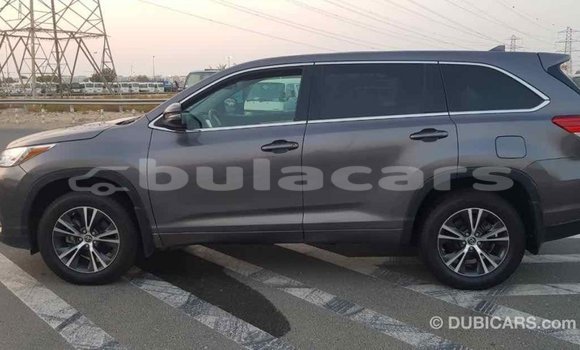 Buy Import Toyota Highlander Grey Car in Import - Dubai in Central Buy Import Toyota Highlander Grey Car in Import - Dubai in Central