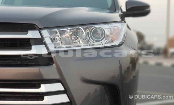 Buy Import Toyota Highlander Grey Car in Import - Dubai in Central Buy Import Toyota Highlander Grey Car in Import - Dubai in Central