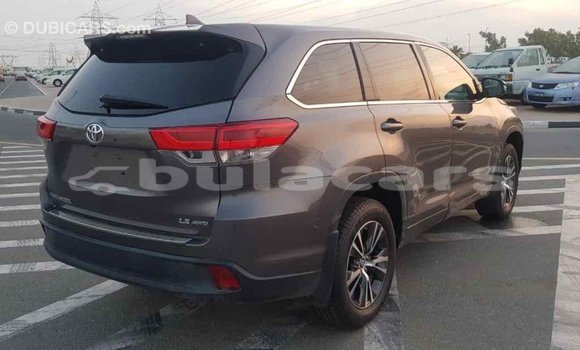 Buy Import Toyota Highlander Grey Car in Import - Dubai in Central Buy Import Toyota Highlander Grey Car in Import - Dubai in Central