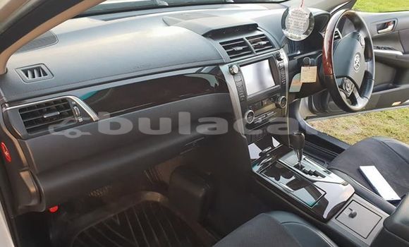 Acheter Occasion Voiture Toyota Camry Gris à Suva, Central Acheter Occasion Voiture Toyota Camry Gris à Suva, Central