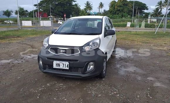 Acheter Occasion Voiture Kia Picanto Blanc à Suva, Central Acheter Occasion Voiture Kia Picanto Blanc à Suva, Central