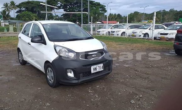 Acheter Occasion Voiture Kia Picanto Blanc à Suva, Central Acheter Occasion Voiture Kia Picanto Blanc à Suva, Central