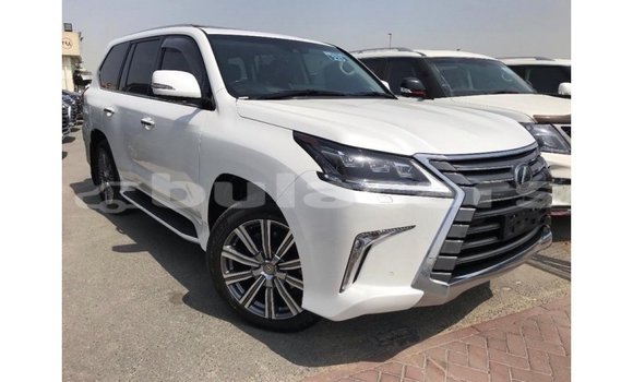 Buy Import Lexus LX White Car in Import - Dubai in Central Buy Import Lexus LX White Car in Import - Dubai in Central