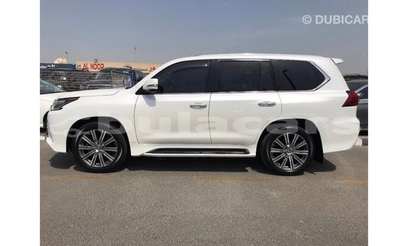 Buy Import Lexus LX White Car in Import - Dubai in Central Buy Import Lexus LX White Car in Import - Dubai in Central