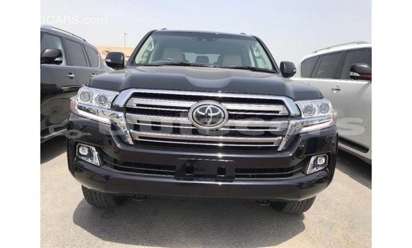Buy Import Toyota Land Cruiser Black Car in Import - Dubai in Central Buy Import Toyota Land Cruiser Black Car in Import - Dubai in Central