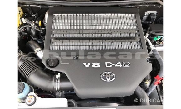Buy Import Toyota Land Cruiser Black Car in Import - Dubai in Central Buy Import Toyota Land Cruiser Black Car in Import - Dubai in Central