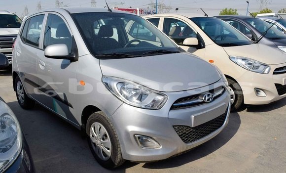 Acheter Import Voiture Hyundai i10 Gris à Import - Dubai, Central Acheter Import Voiture Hyundai i10 Gris à Import - Dubai, Central