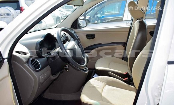 Buy Import Hyundai i10 White Car in Import - Dubai in Central Buy Import Hyundai i10 White Car in Import - Dubai in Central