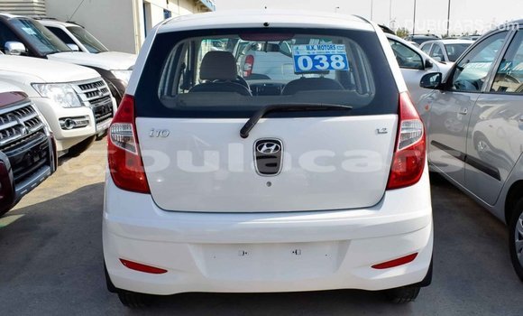 Buy Import Hyundai i10 White Car in Import - Dubai in Central Buy Import Hyundai i10 White Car in Import - Dubai in Central