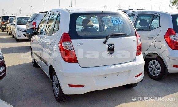 Buy Import Hyundai i10 White Car in Import - Dubai in Central Buy Import Hyundai i10 White Car in Import - Dubai in Central