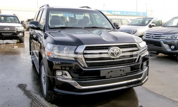 Buy Import Toyota Land Cruiser Black Car in Import - Dubai in Central Buy Import Toyota Land Cruiser Black Car in Import - Dubai in Central