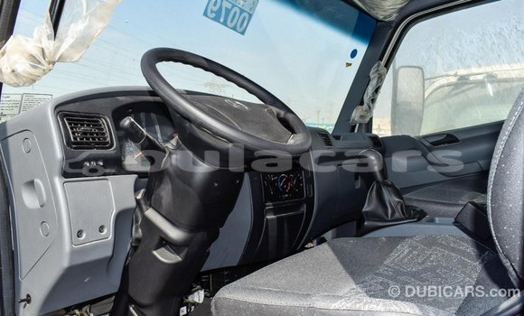 Buy Import Mercedes-Benz 190 White Car in Import - Dubai in Central Buy Import Mercedes-Benz 190 White Car in Import - Dubai in Central