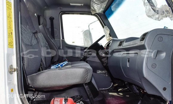 Buy Import Mercedes-Benz 190 White Car in Import - Dubai in Central Buy Import Mercedes-Benz 190 White Car in Import - Dubai in Central