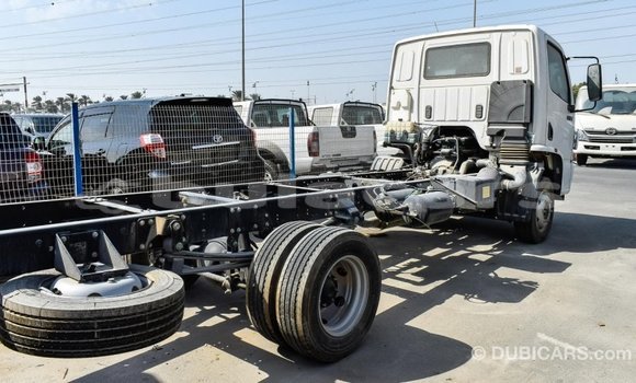 Buy Import Mercedes-Benz 190 White Car in Import - Dubai in Central Buy Import Mercedes-Benz 190 White Car in Import - Dubai in Central