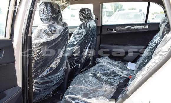 Buy Import Hyundai Creta Beige Car in Import - Dubai in Central Buy Import Hyundai Creta Beige Car in Import - Dubai in Central