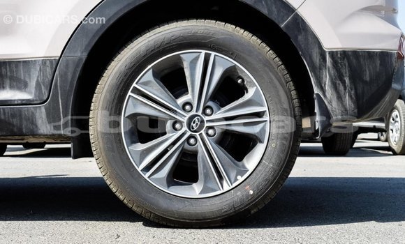 Buy Import Hyundai Creta Beige Car in Import - Dubai in Central Buy Import Hyundai Creta Beige Car in Import - Dubai in Central