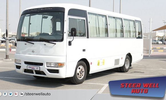 Acheter Import Voiture Nissan 350Z Blanc à Import - Dubai, Central Acheter Import Voiture Nissan 350Z Blanc à Import - Dubai, Central