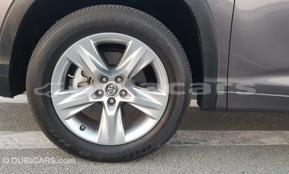Buy Import Toyota Highlander Grey Car in Import - Dubai in Central Buy Import Toyota Highlander Grey Car in Import - Dubai in Central