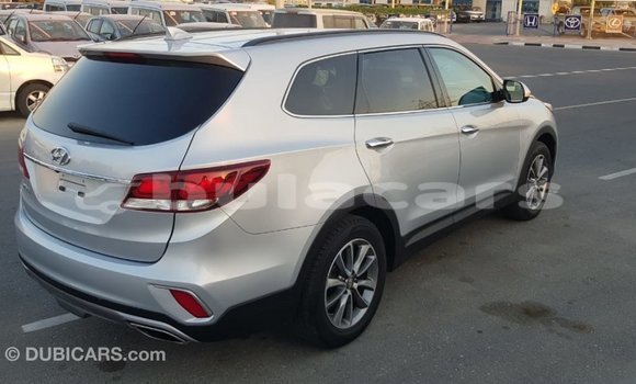 Buy Import Hyundai Santa Fe Grey Car in Import - Dubai in Central Buy Import Hyundai Santa Fe Grey Car in Import - Dubai in Central