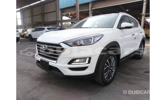Buy Import Hyundai Tucson White Car in Import - Dubai in Central Buy Import Hyundai Tucson White Car in Import - Dubai in Central