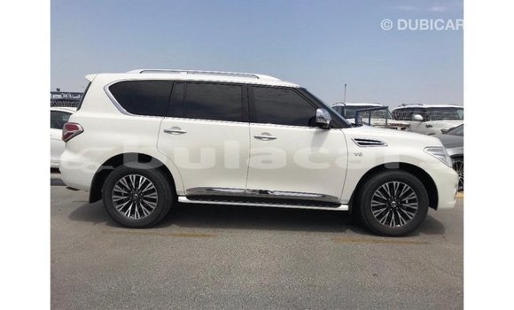 Buy Import Nissan Patrol White Car in Import - Dubai in Central Buy Import Nissan Patrol White Car in Import - Dubai in Central