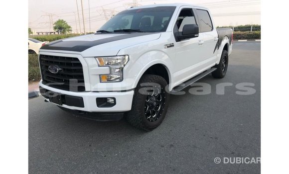 Buy Import Ford Club Wagon White Car in Import - Dubai in Central Buy Import Ford Club Wagon White Car in Import - Dubai in Central