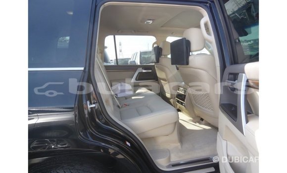 Buy Import Toyota Land Cruiser Black Car in Import - Dubai in Central Buy Import Toyota Land Cruiser Black Car in Import - Dubai in Central