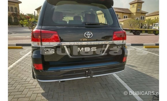 Buy Import Toyota Land Cruiser Black Car in Import - Dubai in Central Buy Import Toyota Land Cruiser Black Car in Import - Dubai in Central