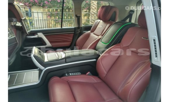 Buy Import Toyota Land Cruiser Black Car in Import - Dubai in Central Buy Import Toyota Land Cruiser Black Car in Import - Dubai in Central