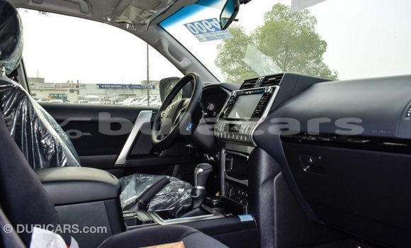 Acheter Import Voiture Toyota Prado Noir à Import - Dubai, Central Acheter Import Voiture Toyota Prado Noir à Import - Dubai, Central