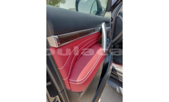 Buy Import Toyota Land Cruiser Black Car in Import - Dubai in Central Buy Import Toyota Land Cruiser Black Car in Import - Dubai in Central