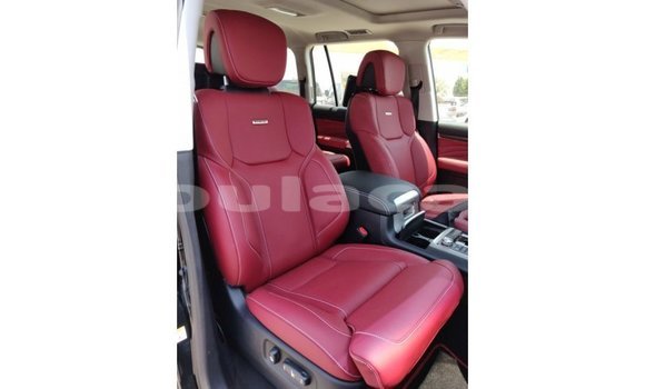 Buy Import Toyota Land Cruiser Black Car in Import - Dubai in Central Buy Import Toyota Land Cruiser Black Car in Import - Dubai in Central