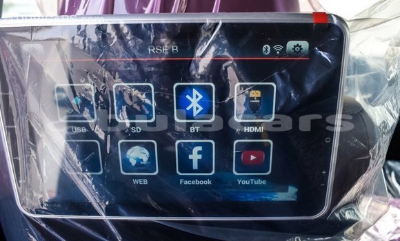 Acheter Import Voiture Toyota Land Cruiser Blanc à Import - Dubai, Central Acheter Import Voiture Toyota Land Cruiser Blanc à Import - Dubai, Central