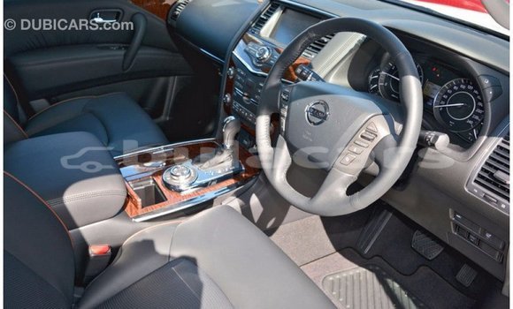 Buy Import Nissan Patrol White Car in Import - Dubai in Central Buy Import Nissan Patrol White Car in Import - Dubai in Central