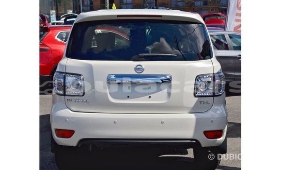 Buy Import Nissan Patrol White Car in Import - Dubai in Central Buy Import Nissan Patrol White Car in Import - Dubai in Central