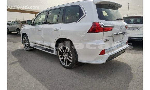 Buy Import Lexus LX White Car in Import - Dubai in Central Buy Import Lexus LX White Car in Import - Dubai in Central