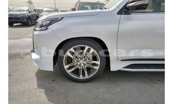 Buy Import Lexus LX White Car in Import - Dubai in Central Buy Import Lexus LX White Car in Import - Dubai in Central
