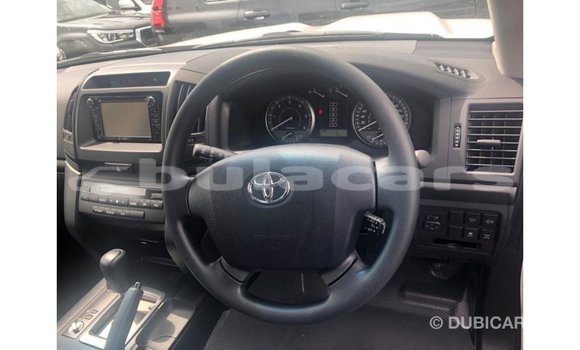 Buy Import Toyota Land Cruiser Black Car in Import - Dubai in Central Buy Import Toyota Land Cruiser Black Car in Import - Dubai in Central