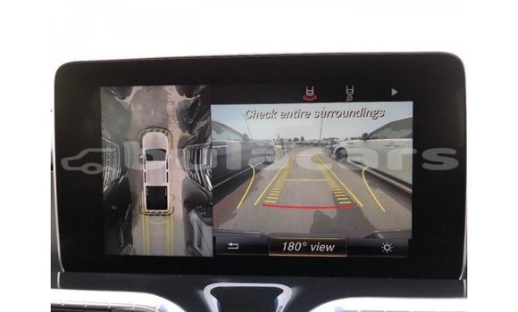 Acheter Import Voiture Mercedes-Benz 250 Blanc à Import - Dubai, Central Acheter Import Voiture Mercedes-Benz 250 Blanc à Import - Dubai, Central