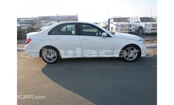 Buy Import Mercedes-Benz 200 White Car in Import - Dubai in Central Buy Import Mercedes-Benz 200 White Car in Import - Dubai in Central