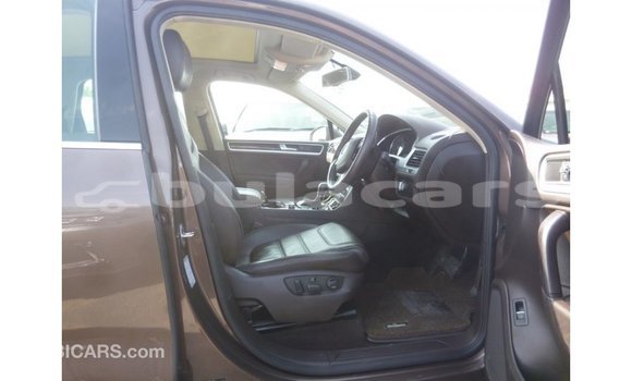 Buy Import Volkswagen Touareg Brown Car in Import - Dubai in Central Buy Import Volkswagen Touareg Brown Car in Import - Dubai in Central
