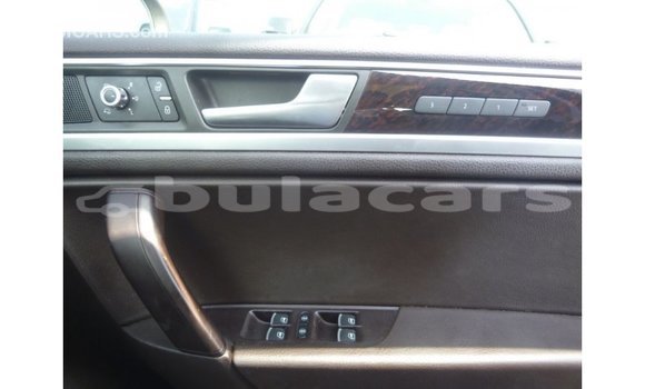 Buy Import Volkswagen Touareg Brown Car in Import - Dubai in Central Buy Import Volkswagen Touareg Brown Car in Import - Dubai in Central