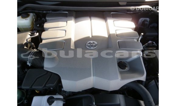 Buy Import Toyota Land Cruiser Black Car in Import - Dubai in Central Buy Import Toyota Land Cruiser Black Car in Import - Dubai in Central