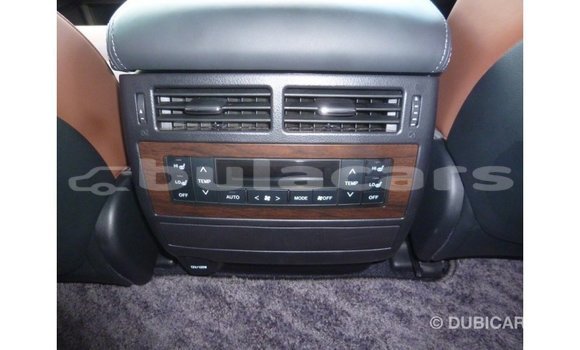 Buy Import Toyota Land Cruiser Other Car in Import - Dubai in Central Buy Import Toyota Land Cruiser Other Car in Import - Dubai in Central