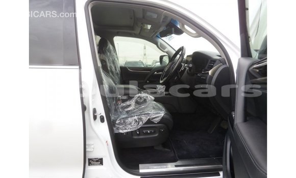 Buy Import Lexus LX White Car in Import - Dubai in Central Buy Import Lexus LX White Car in Import - Dubai in Central
