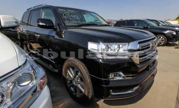 Buy Import Toyota Land Cruiser Black Car in Import - Dubai in Central Buy Import Toyota Land Cruiser Black Car in Import - Dubai in Central