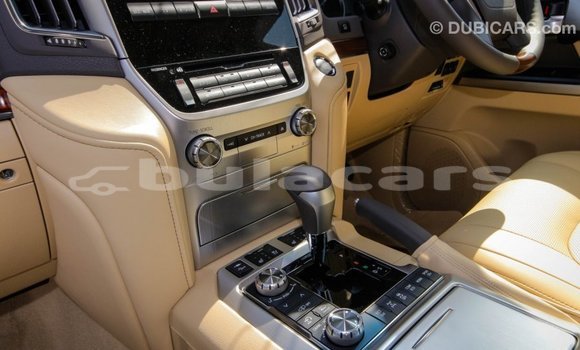 Buy Import Toyota Land Cruiser Black Car in Import - Dubai in Central Buy Import Toyota Land Cruiser Black Car in Import - Dubai in Central