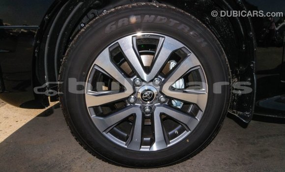 Buy Import Toyota Land Cruiser Black Car in Import - Dubai in Central Buy Import Toyota Land Cruiser Black Car in Import - Dubai in Central